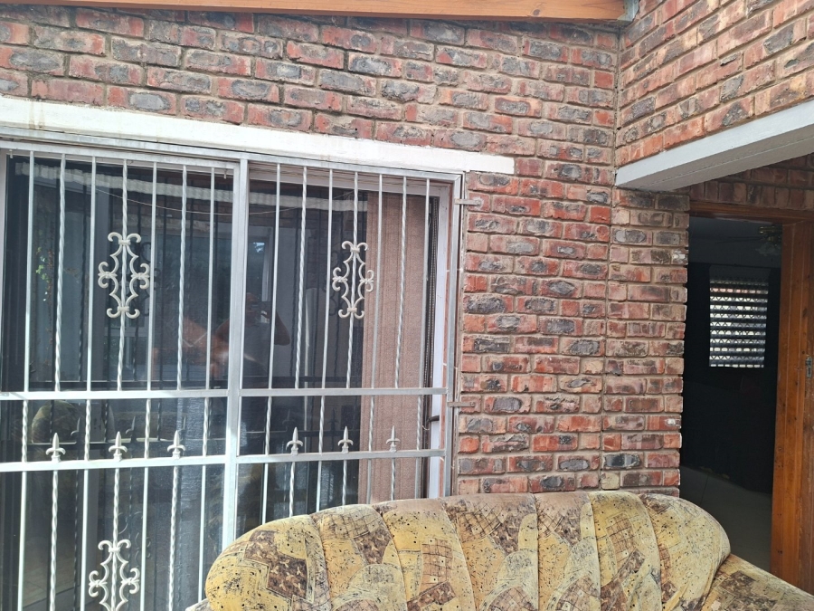 3 Bedroom Property for Sale in Levallia Western Cape